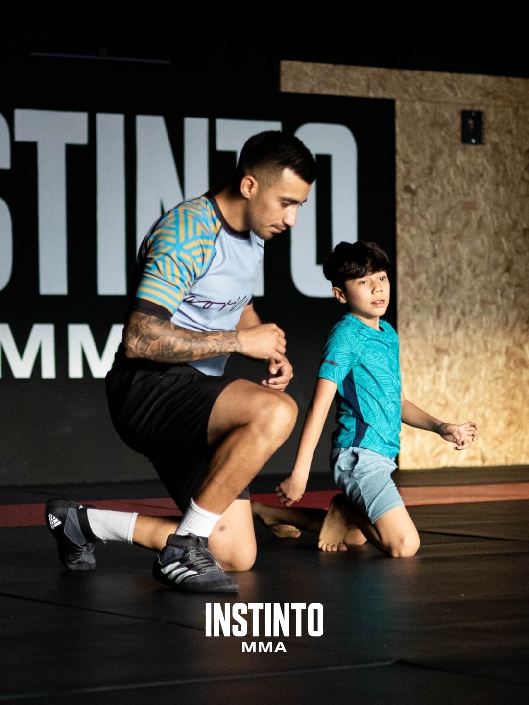 Clase Kids guiada en Instinto MMA